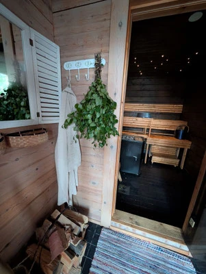 Birkenbesen in der Sauna – Herstellung, Anwendung und Rituale aus dem Norden