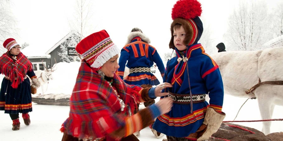 Sami-Kultur in Lappland: Musik, Traditionen und Rentierhaltung erleben