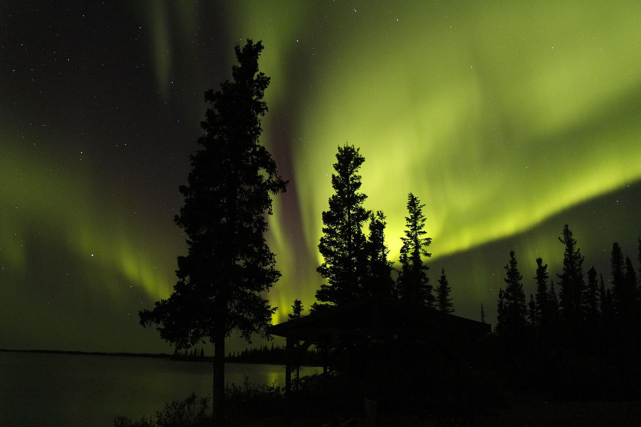 Nordlichter in Lappland: Beste Zeit, Vorhersage, Beobachtung und Fotografie
